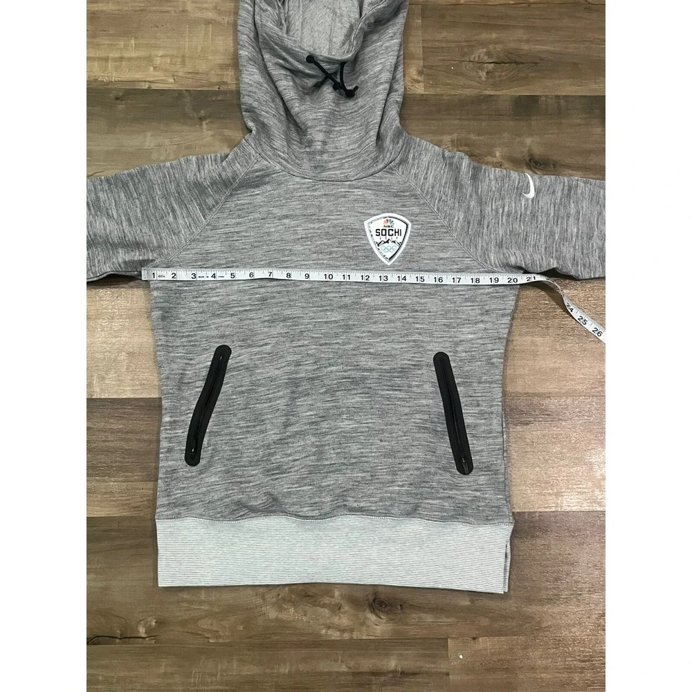 Nike Sochi 2014 Winter Olympics Gray Hoodie Size M Tech Fleece Red Tag Cowl Neck